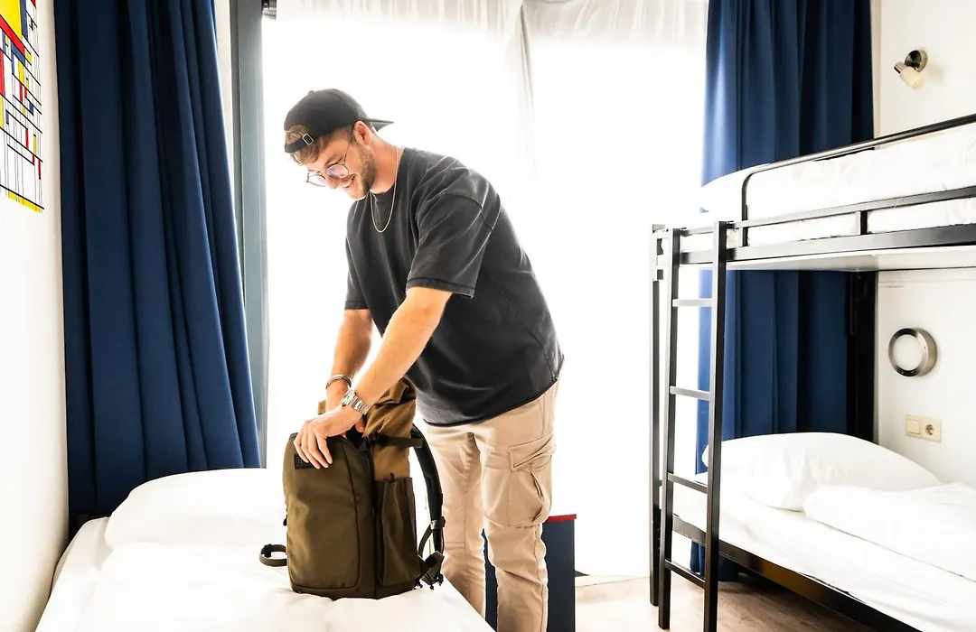 Bud Gett Hostels-1